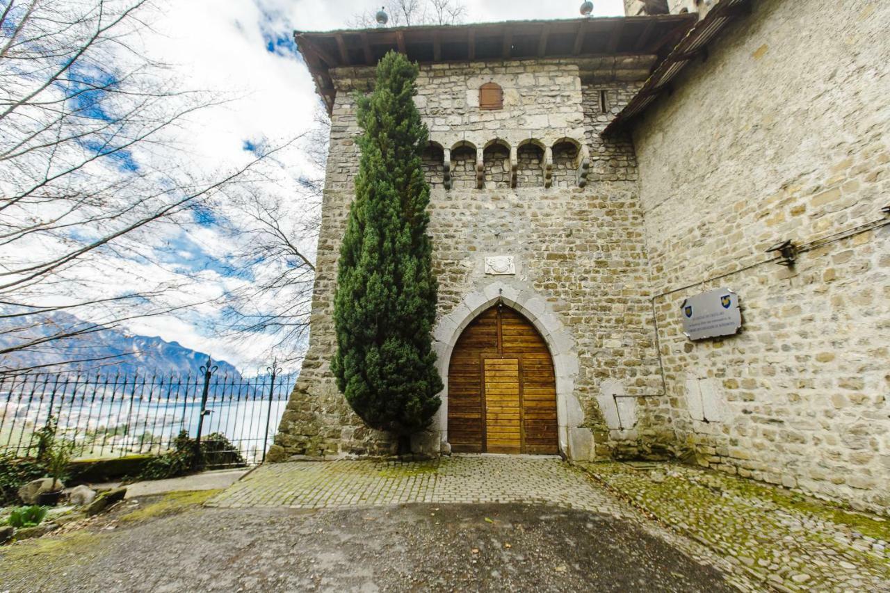 Chateau Du Chatelard | 2 Persons Apartment Montreux Luaran gambar