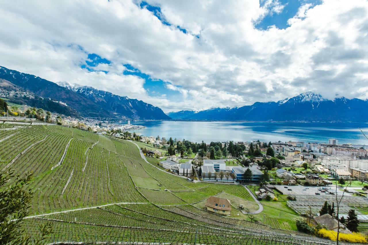 Chateau Du Chatelard | 2 Persons Apartment Montreux Luaran gambar